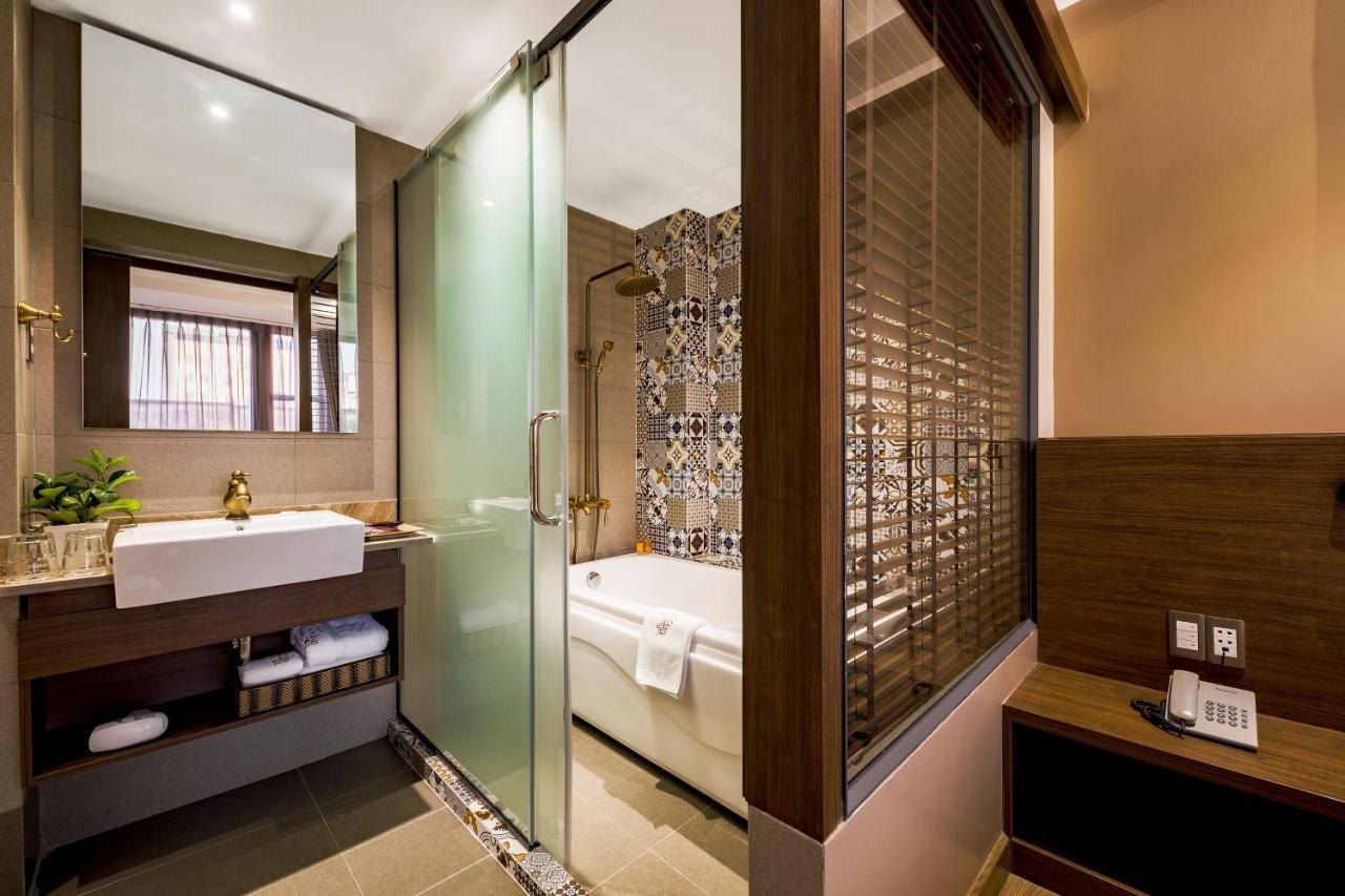 Sunflower Luxury Hotel โฮจิมินห์ซิตี้ ภายนอก รูปภาพ