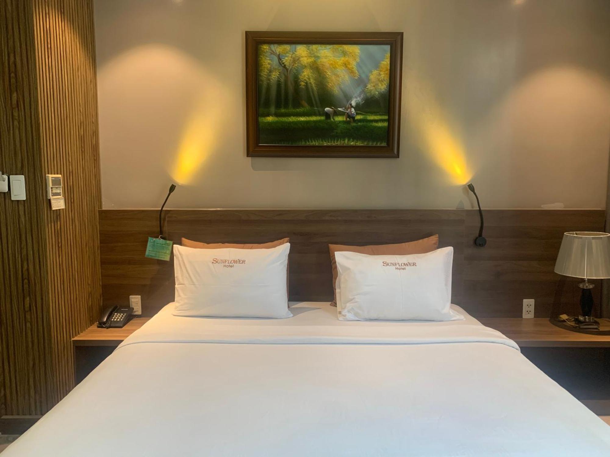 Sunflower Luxury Hotel โฮจิมินห์ซิตี้ ภายนอก รูปภาพ
